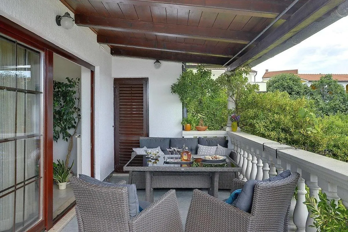 Villa Mima Banjole 0*,