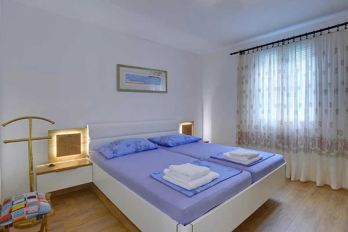 Villa Mima Banjole 0*,  Kroatien